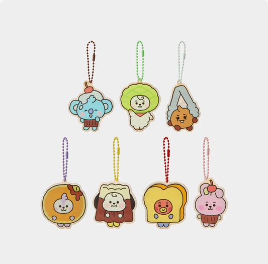 [BT21] baby acrylic keyring bakery shop