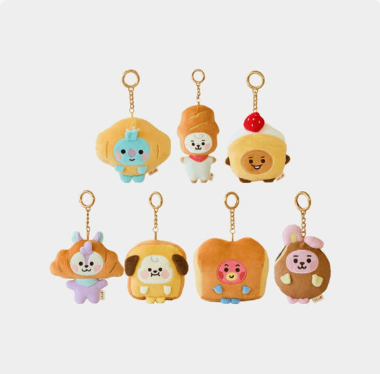 [BT21] baby plush keyring bakery shop