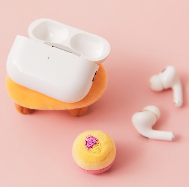 [KAKAO FRIENDS] fuzzy doll house side table & stool set