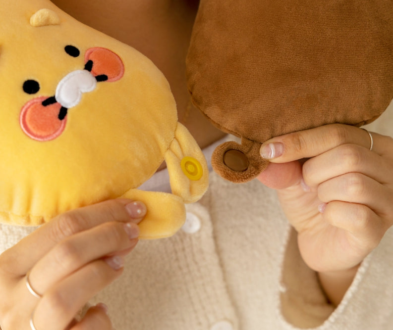 [KAKAO FRIENDS] Chunsik Travel 1+1 Set Neck Pillow + Sleep Mask