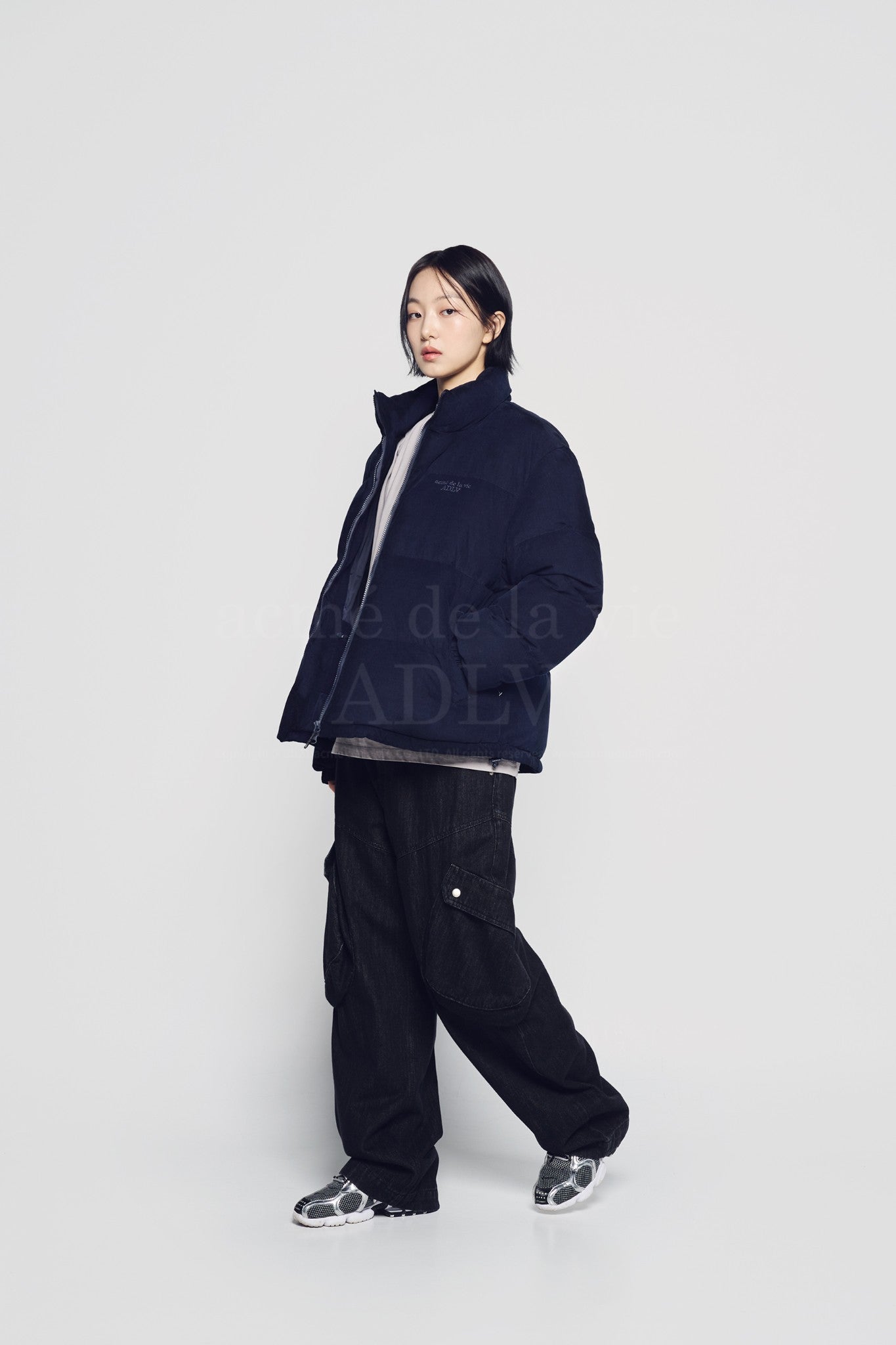 [SEVENTEEN] BASIC LOGO OVERSIZE CORDUROY SHORT DUCK DOWN JACKET OFFICIAL MD