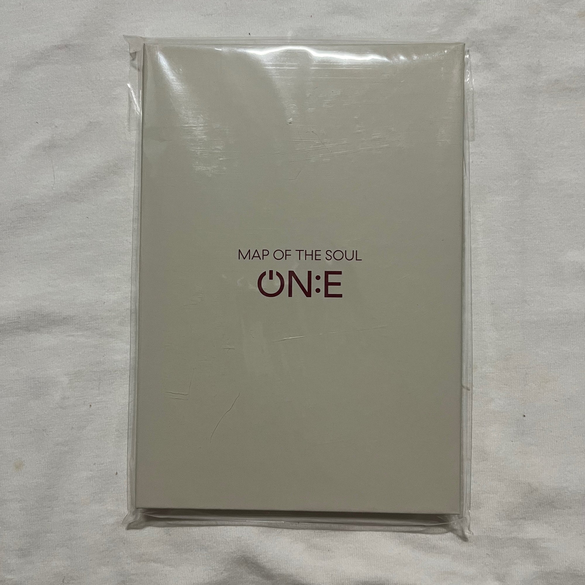 [BTS] BTS MAP OF THE SOUL ON:E OFFICIAL MD - POSTCARD BOOK