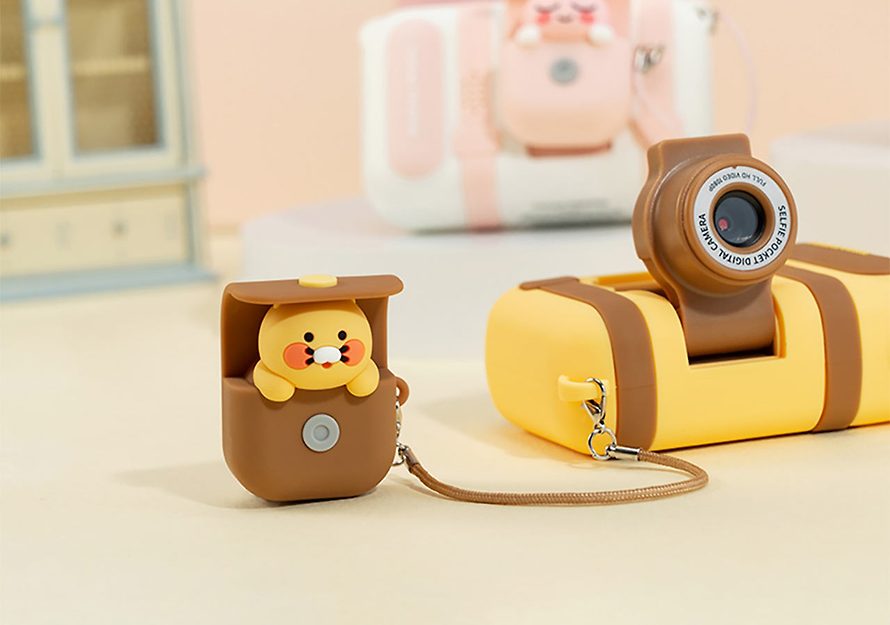 [KAKAO FRIENDS] Selfie pocket camera OFFICIAL MD