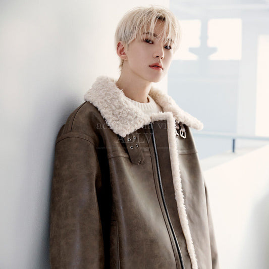 [SEVENTEEN] HIGHNECK VINTAGE CRACK VEGAN LEATHER MOUTON JACKET OFFICIAL MD