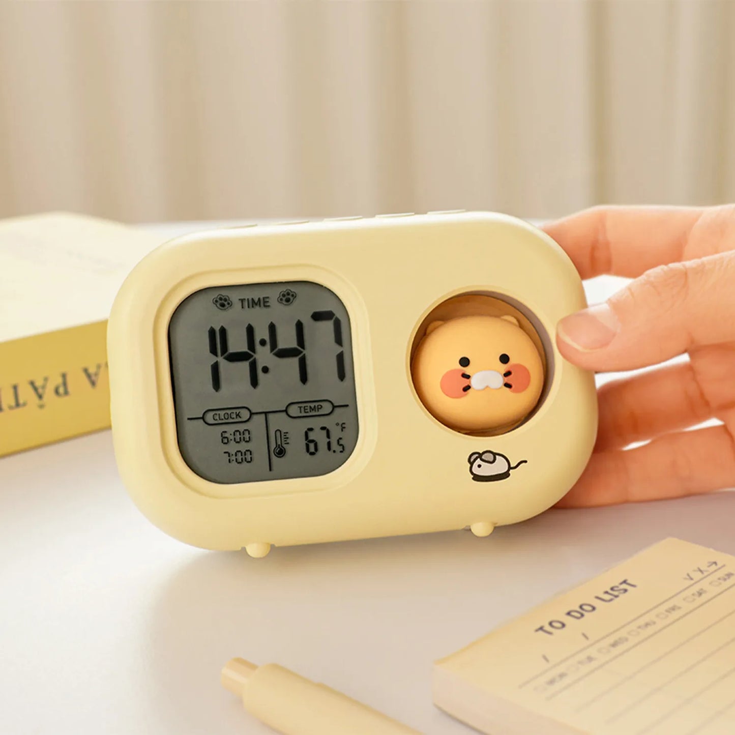 Chunsik Mini Digital Clock Yellow