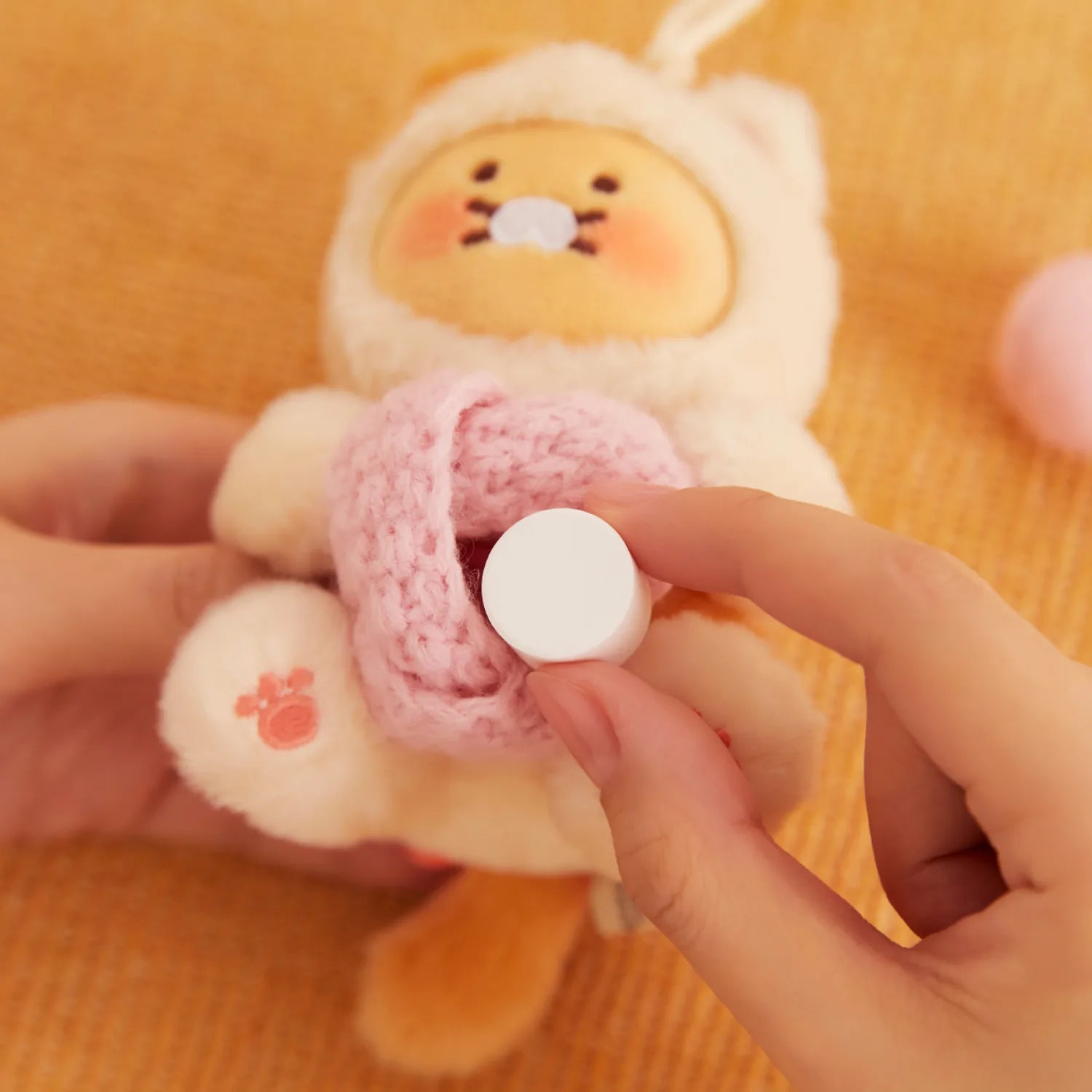 [KAKAO FRIENDS] scented car plush toy