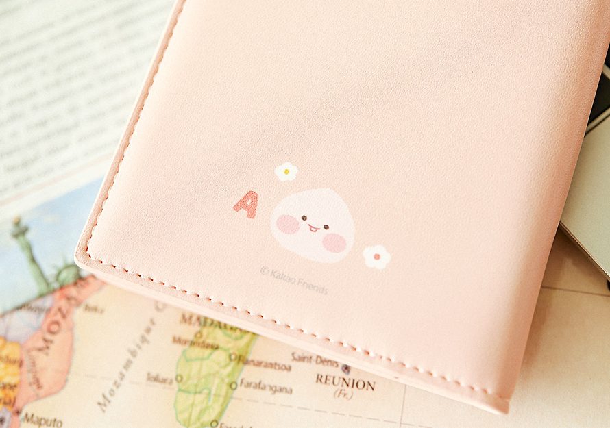 [KAKAO FRIENDS] Passport case Apeach Ryan Choonsik OFFICIAL MD