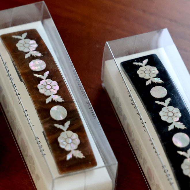 [KOREAN MUSEUM LIFE] flower pattern mother-of-pearl decorated hairpin