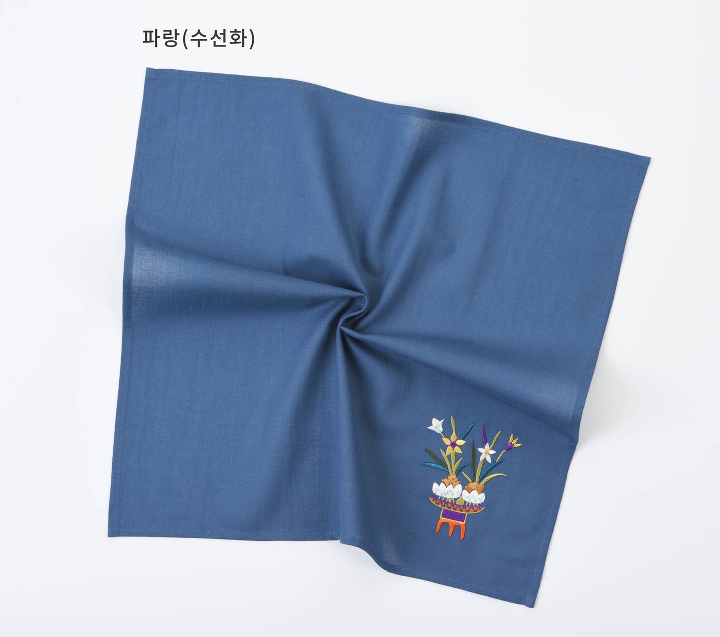 [KOREAN MUSEUM LIFE] embroidered lucky flower handkerchief