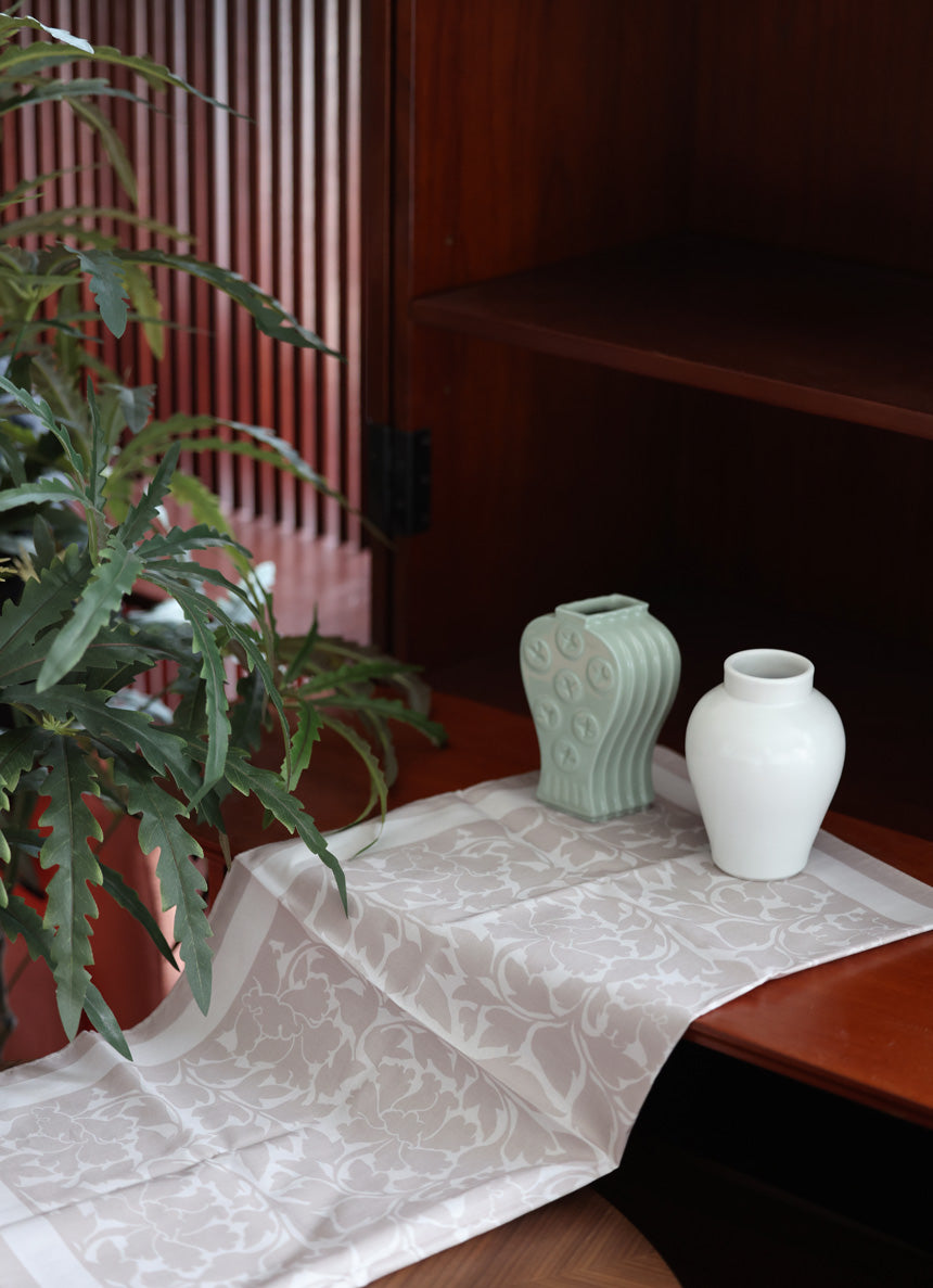 [KOREAN MUSEUM LIFE] peony and arabesque pattern large handkerchief