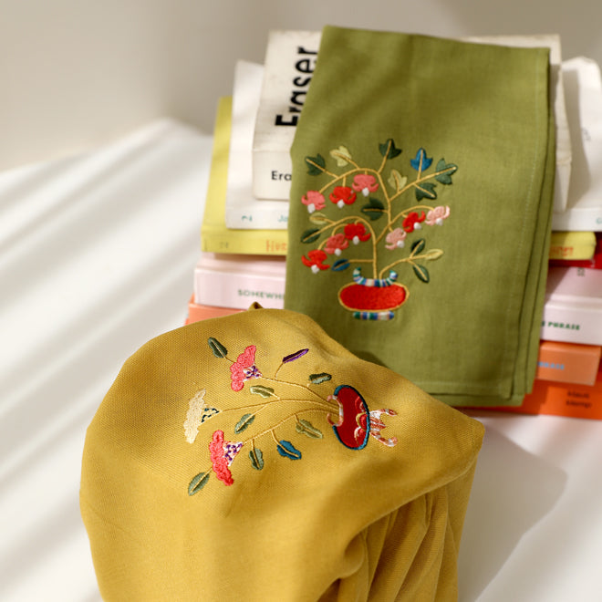 [KOREAN MUSEUM LIFE] embroidered lucky flower handkerchief