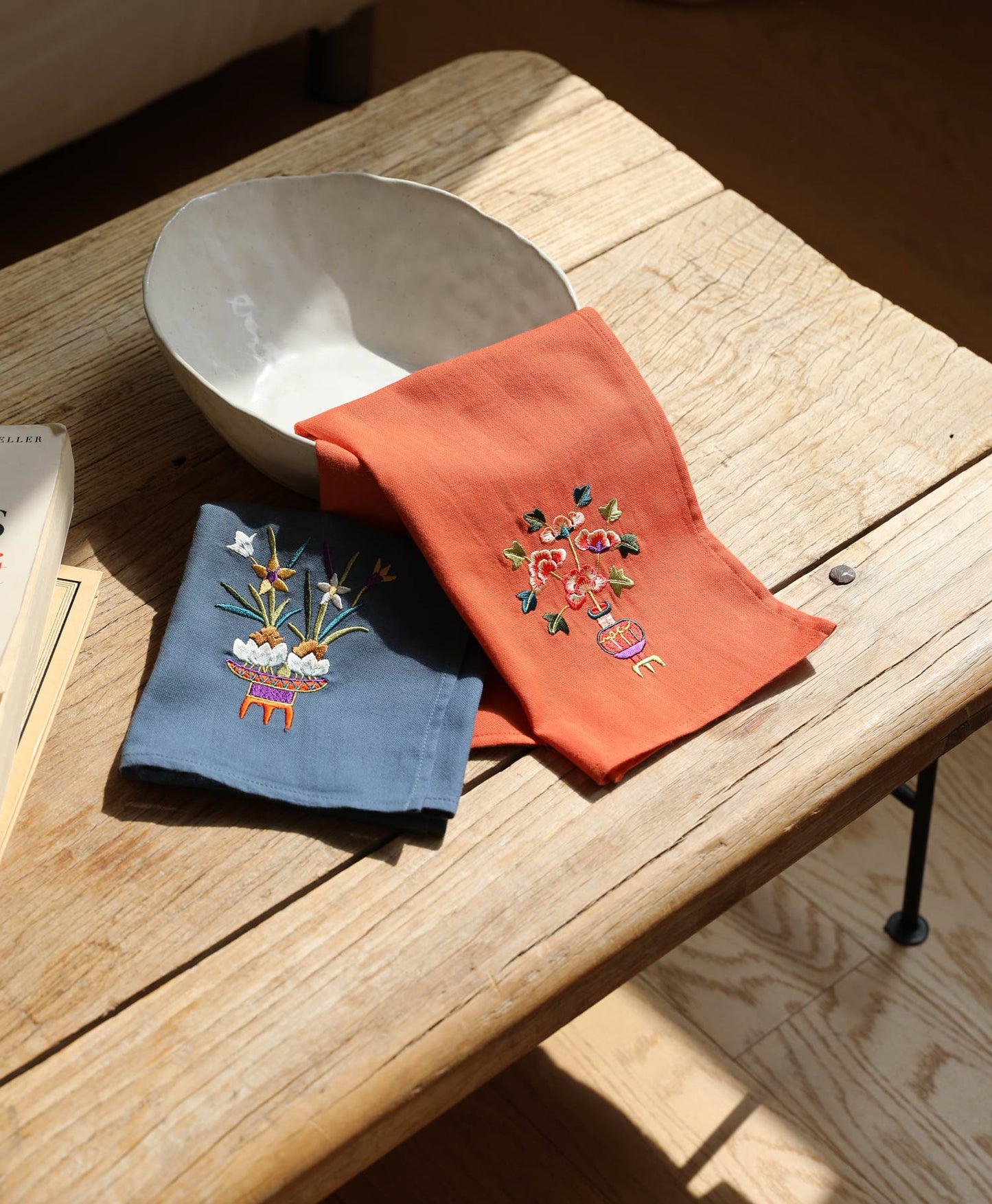 [KOREAN MUSEUM LIFE] embroidered lucky flower handkerchief