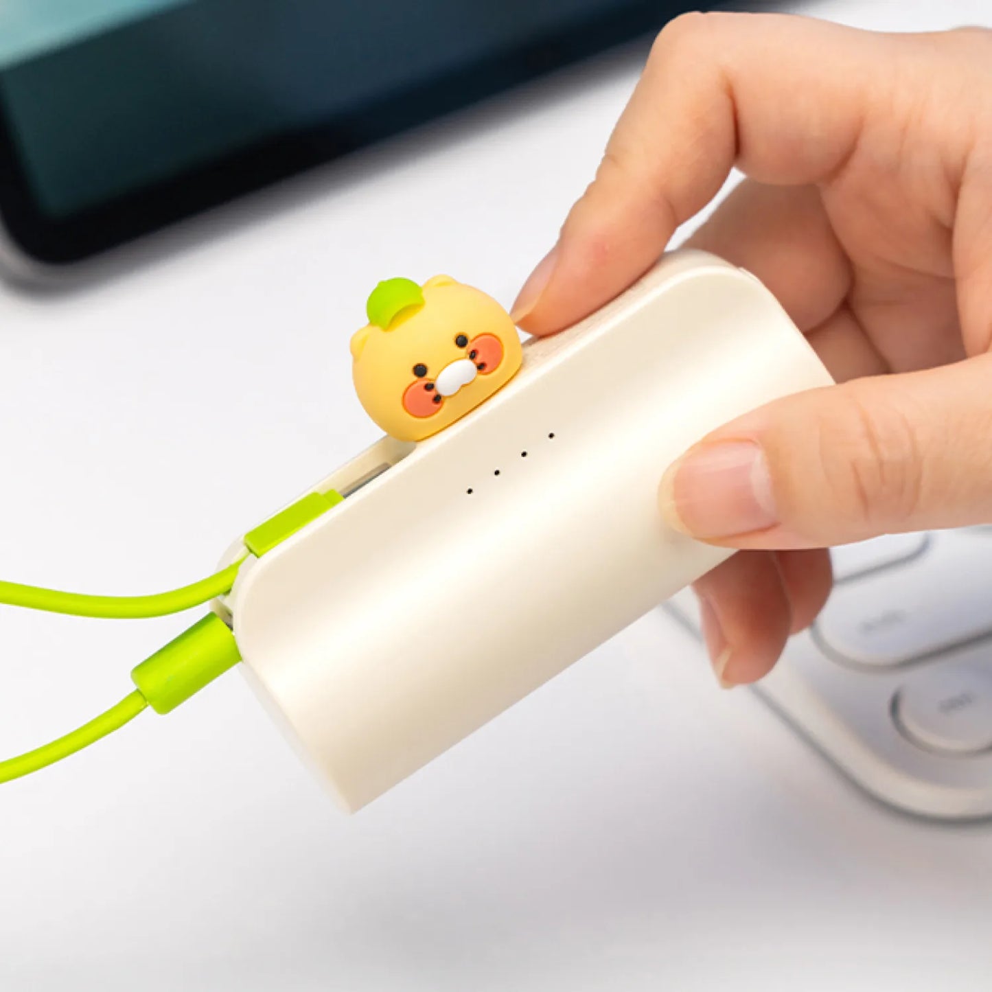 [KAKAO FRIENDS] ball cap docking power bank