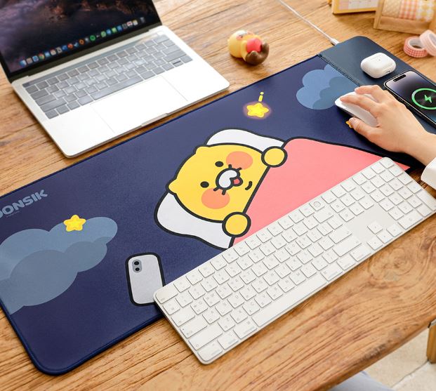 [KAKAO FRIENDS] Choonsik Wireless Charging Desk Pad 15W