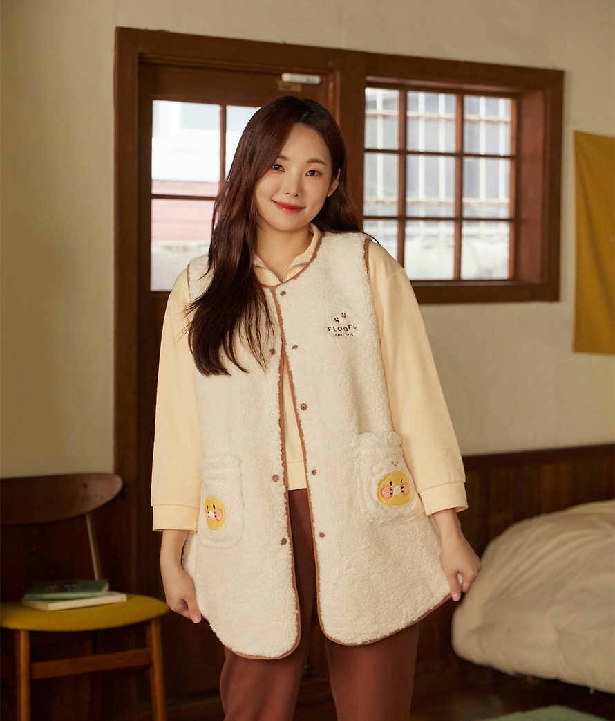 [KAKAO FRIENDS] Floofy Friends long wool vest OFFICIAL MD