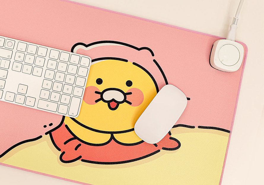 [KAKAO FRIENDS] choonsik heated desk pad