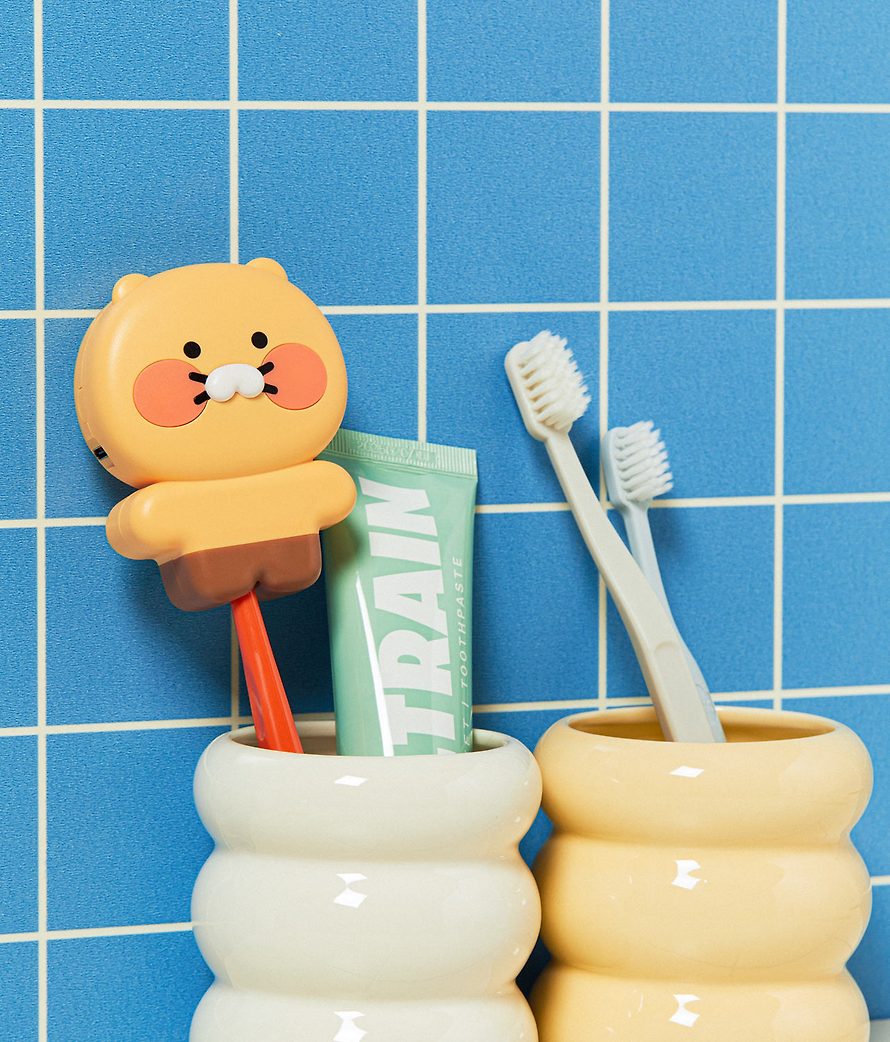 [KAKAO FRIENDS] Rosy Cheeks Toothbrush Sterilizer