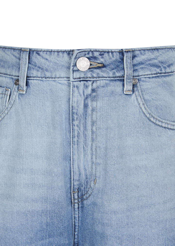 Men's Gradient Wide Denim Pants (Light Blue) Worn by NMIXX