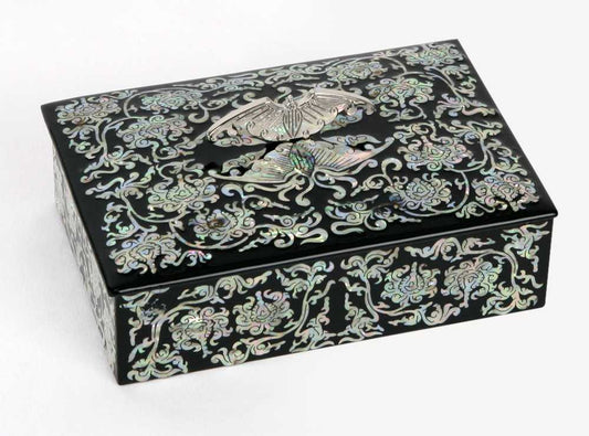 [KOREAN MUSEUM LIFE] bat design mother-of-pearl business card holder