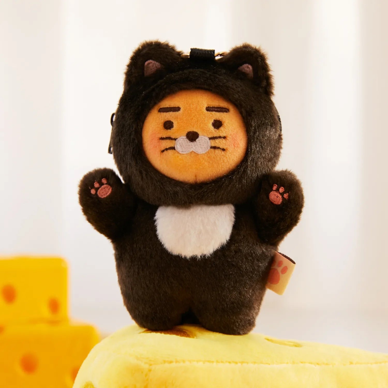 [KAKAO FRIENDS] meow meow plush smart key case