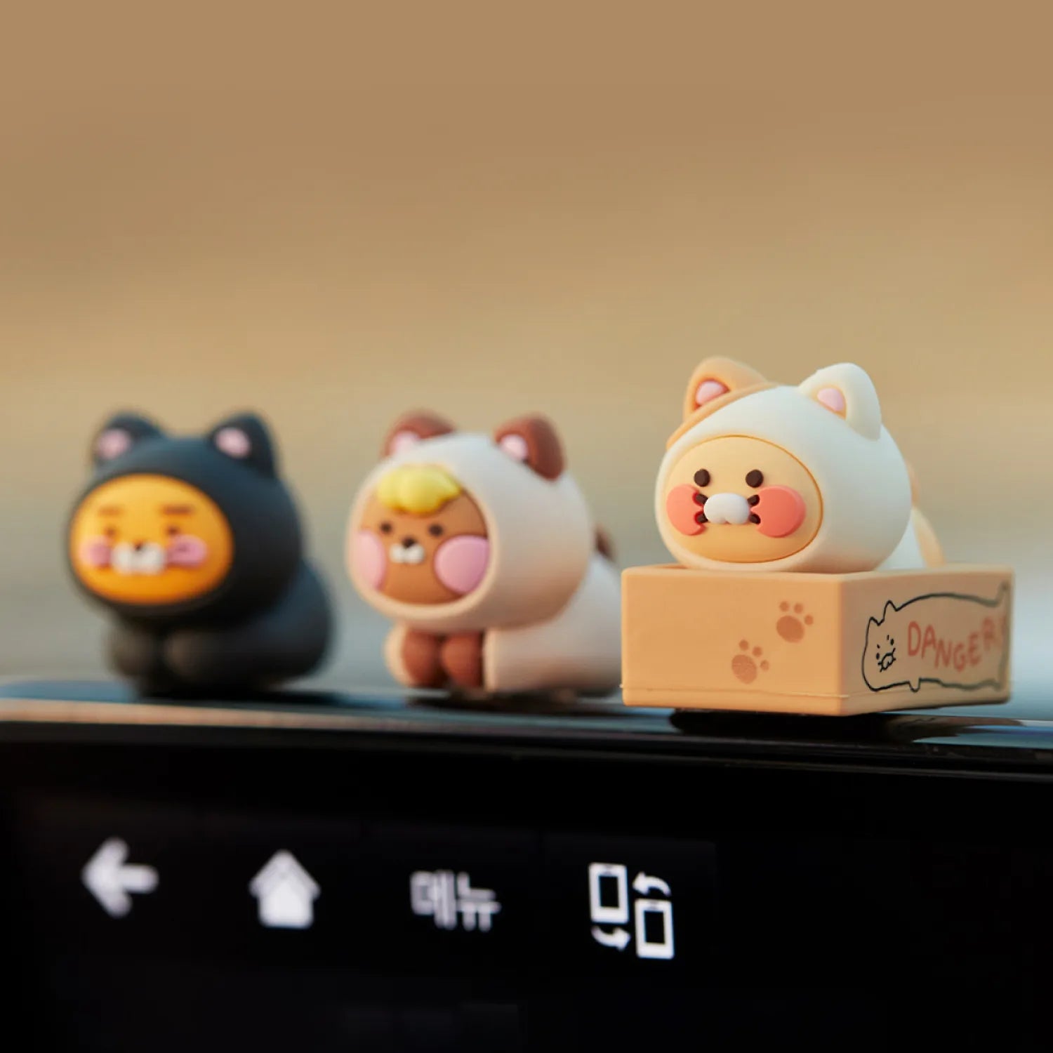 [KAKAO FRIENDS] car mini decoration figure set