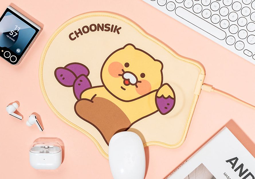 [KAKAO FRIENDS] Choonsik Wireless Charging Mouse Pad