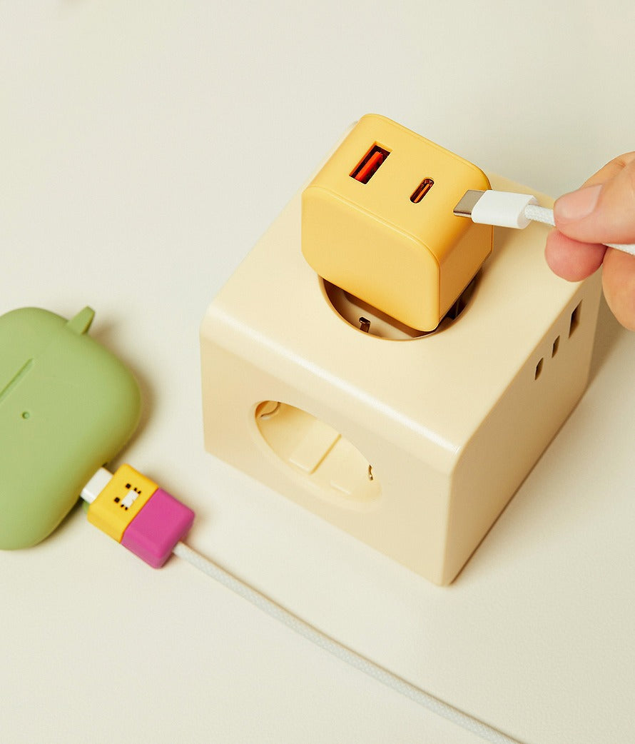 [KAKAO FRIENDS]Choonsik 25W Fast Charger Dual Adapter