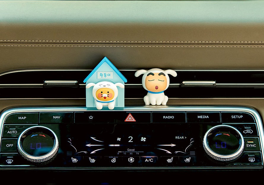 [KAKAO FRIENDS]Crayon Shin-chan x Kakao Friends Car Air Vent Directional Clip & Figure Set