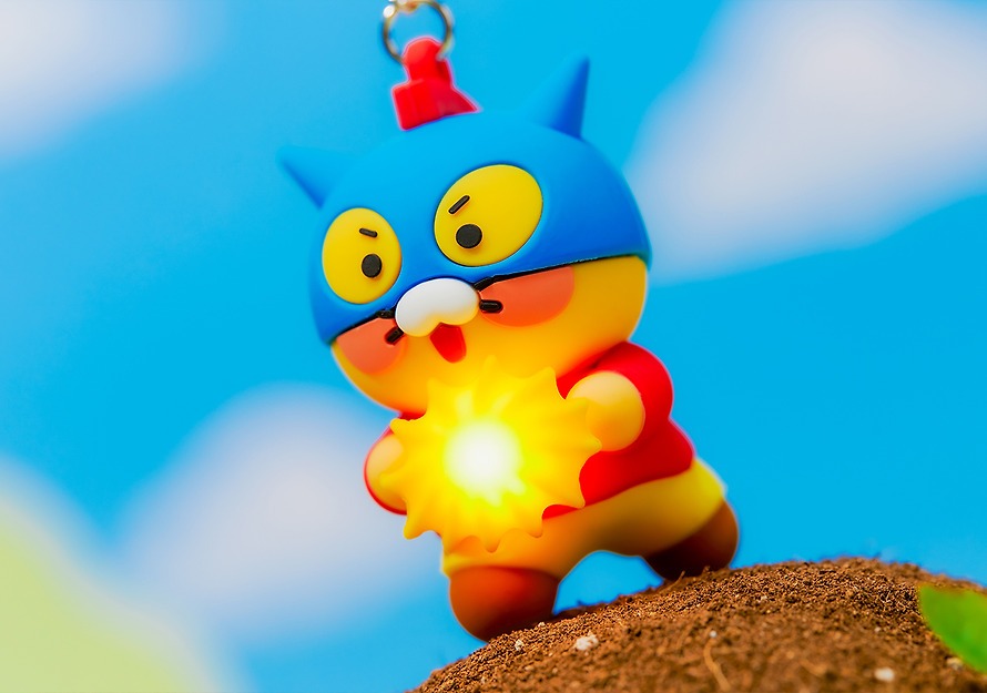 [KAKAO FRIENDS]Crayon Shin-chan x Kakao Friends Action Kamen LED Figure Keyring