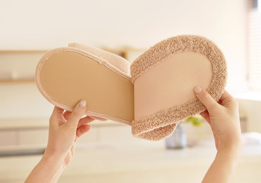 [KAKAO FRIENDS]Chunsik Comfort Slippers Beige
