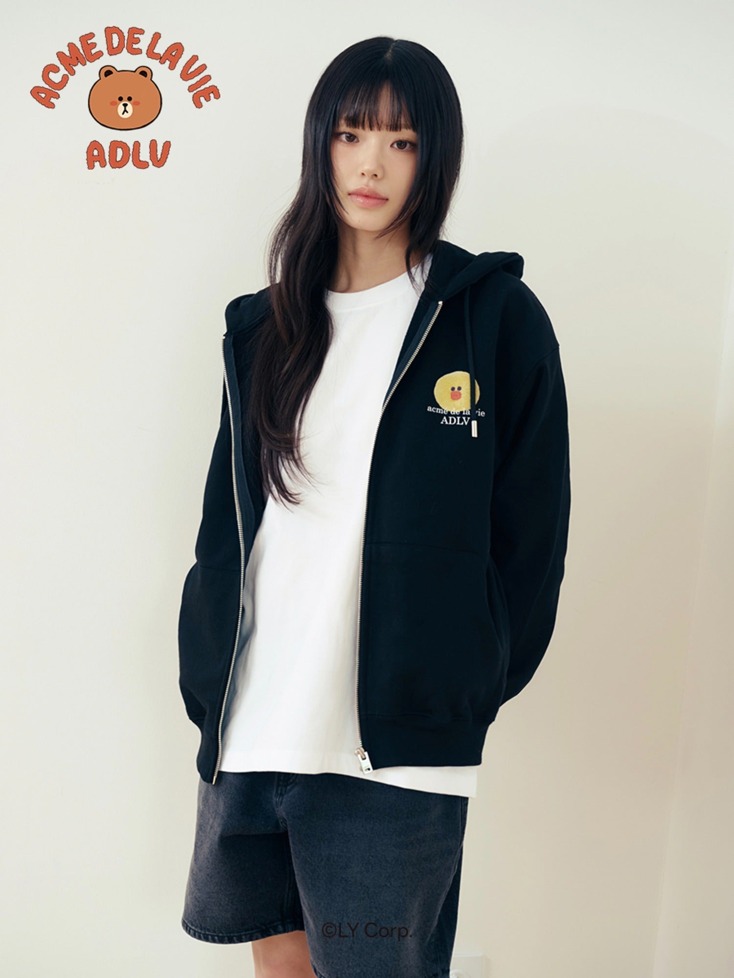 [LINE FRIEND]BASIC LOGO WITH LINE FRIENDS HOODIE ZIP UP