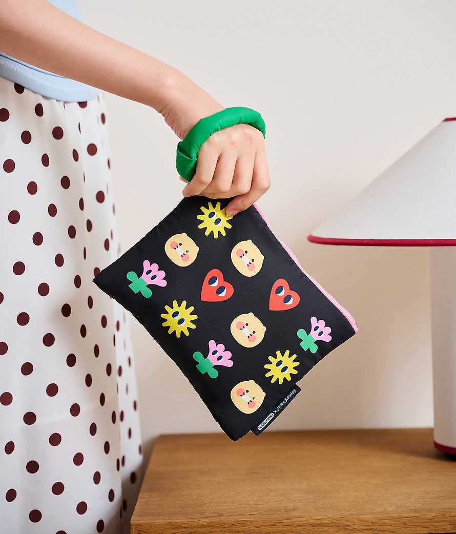 [KAKAO FRIENDS]I.A.I.A.I Friends x Kakao Friends Chunshik Character Pouch