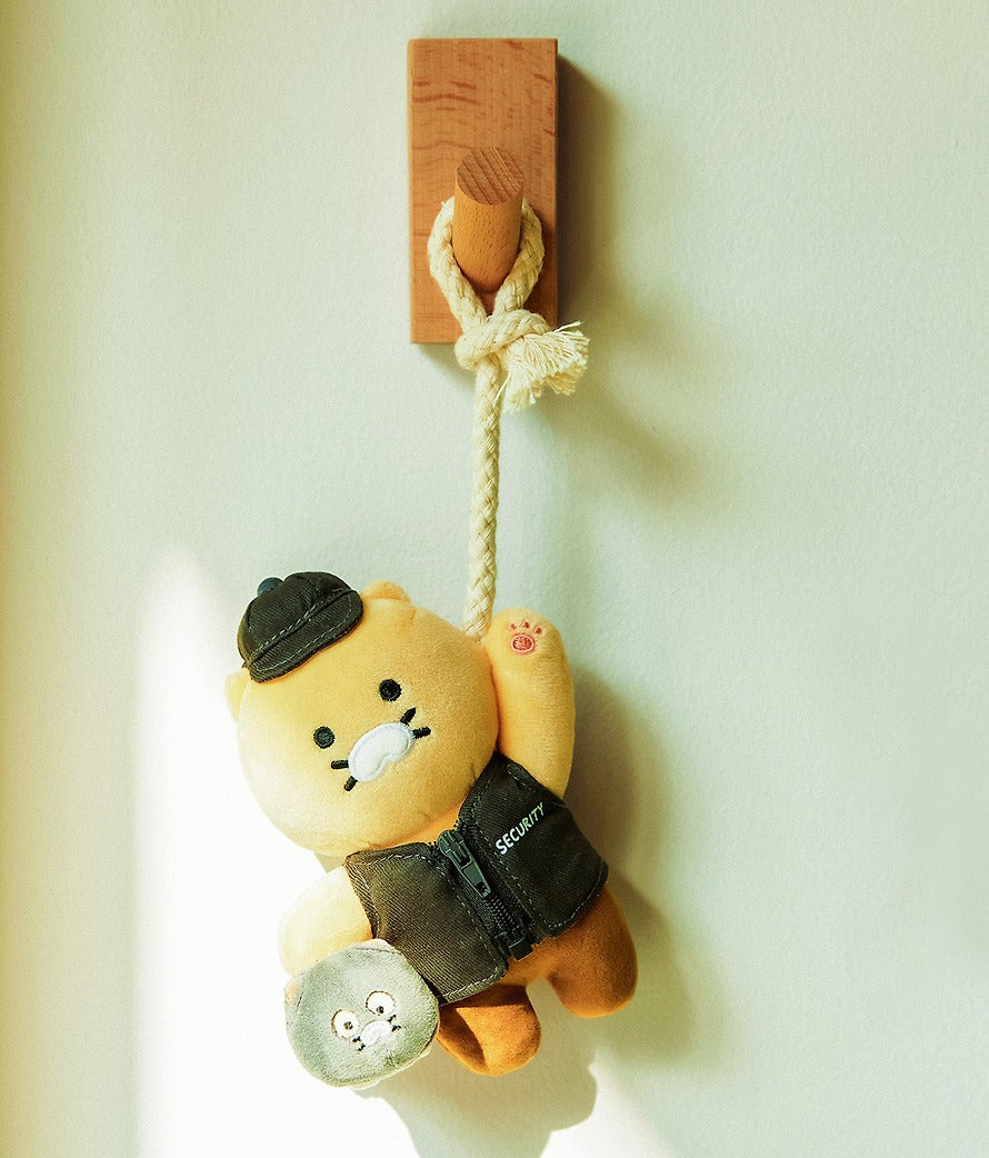 [KAKAO FRIENDS] Chunsik Home Guardian Plush Doll