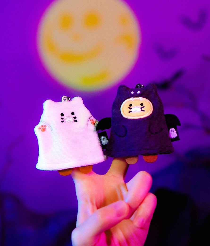 [KAKAO FRIENDS] Nyang Nyang Special Chunsik Ghost & Bat Phone Cleaner Strap