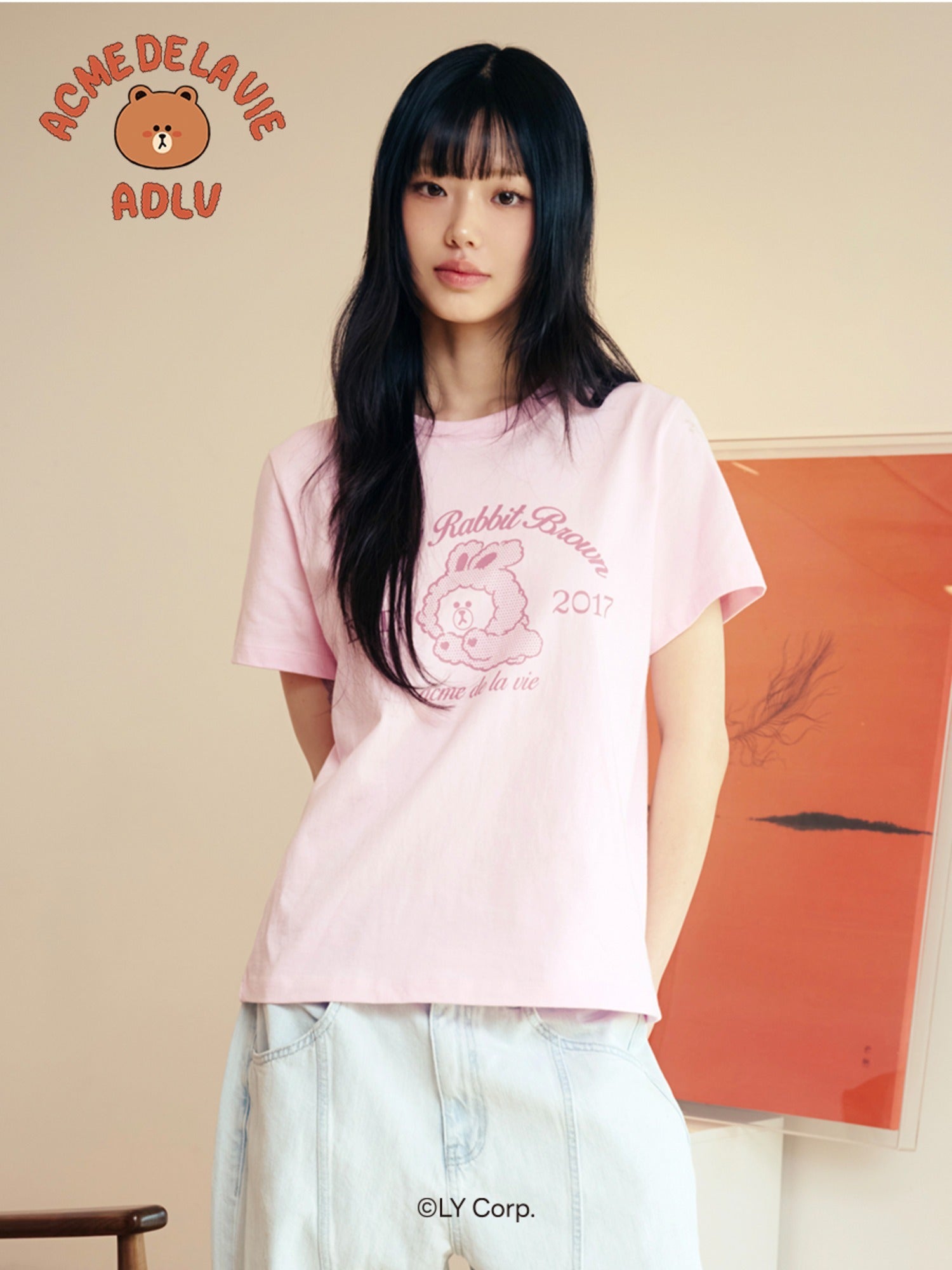 [LINE FRIEND]SWOMAN BROWN LINE FRIENDS SHORT SLEEVE T-SHIRT