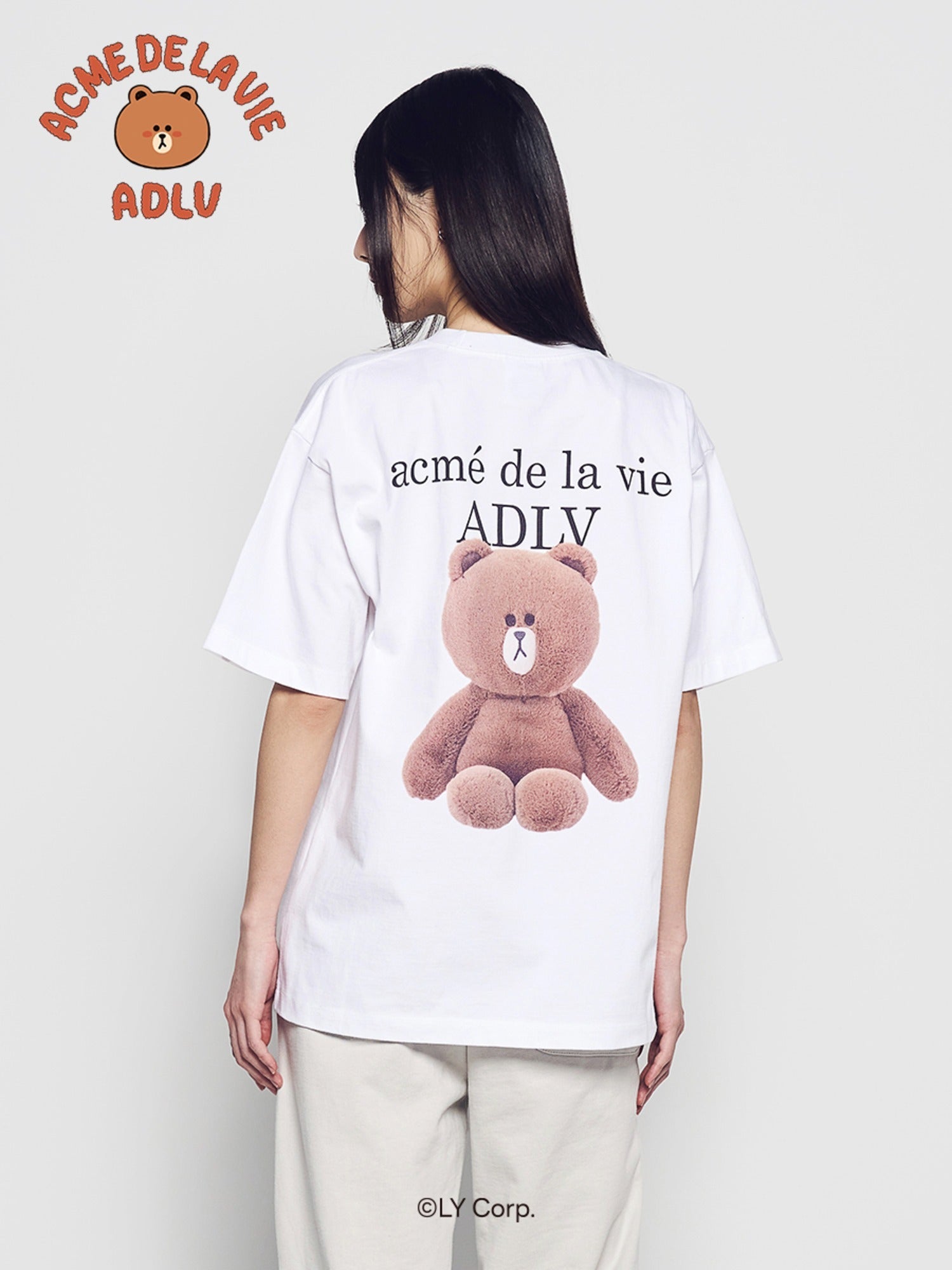 [LINE FRIEND]BASIC LOGO WITH LINE FRIENDS SHORT SLEEVE T-SHIRT