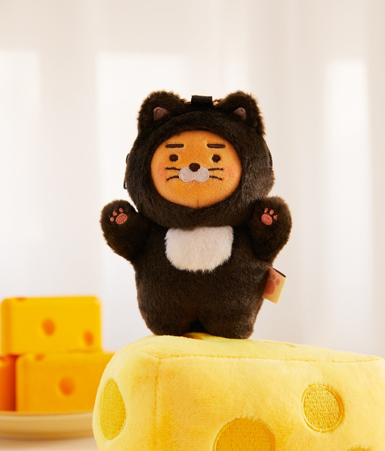 [KAKAO FRIENDS] Nyang Costume Smart Key Case (Ryan / Chunsik)