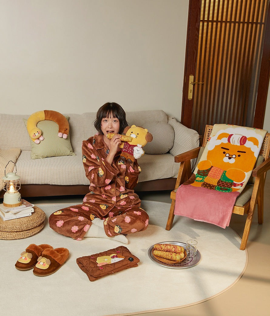 [KAKAO FRIENDS] Countryside Series Flannel Pajama Set Chunsik