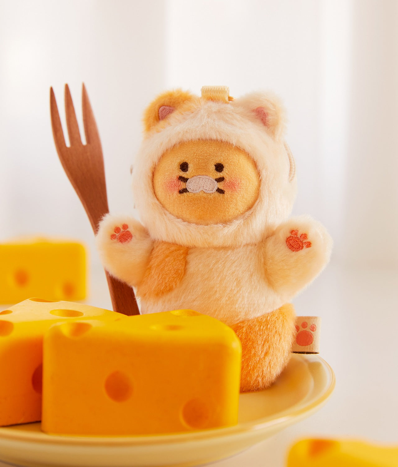 [KAKAO FRIENDS] Nyang Costume Smart Key Case (Ryan / Chunsik)