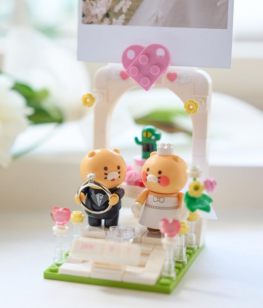 [KAKAO FRIENDS] Chunsik's Happy Wedding Brick Figure Set
