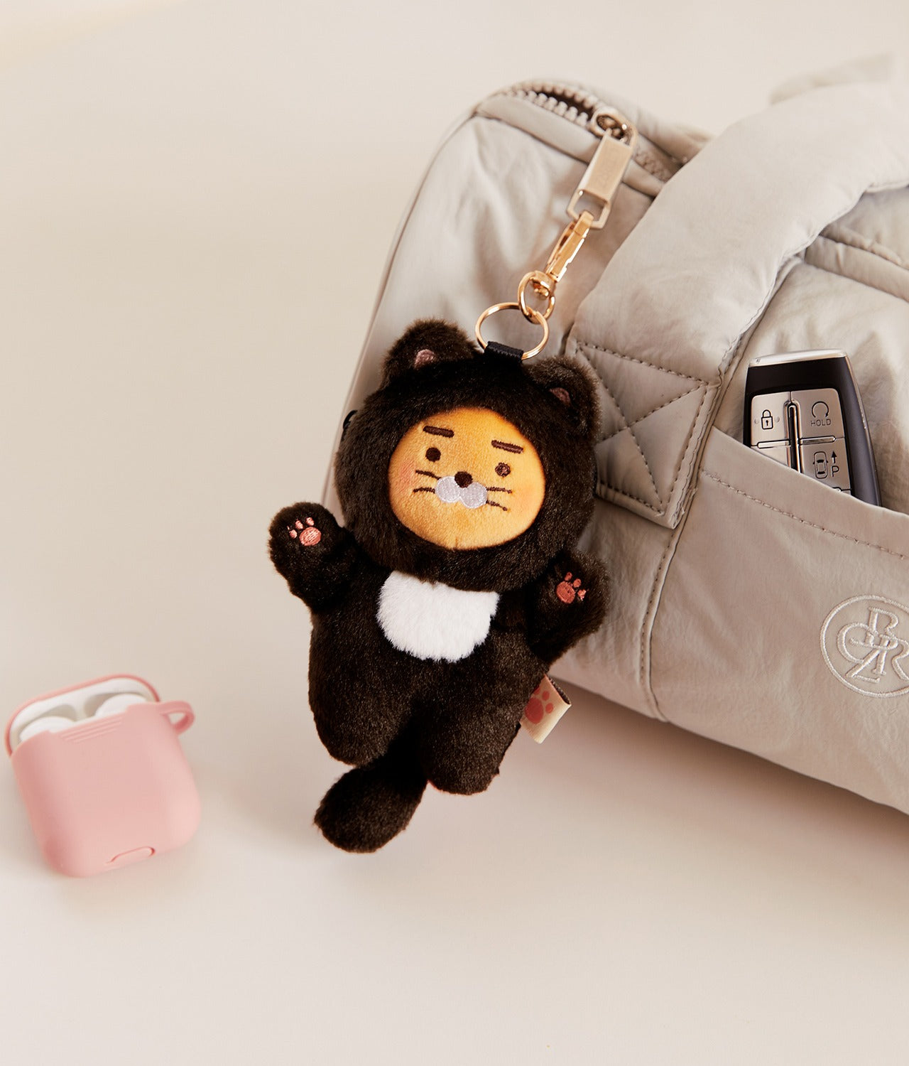 [KAKAO FRIENDS] Nyang Costume Smart Key Case (Ryan / Chunsik)