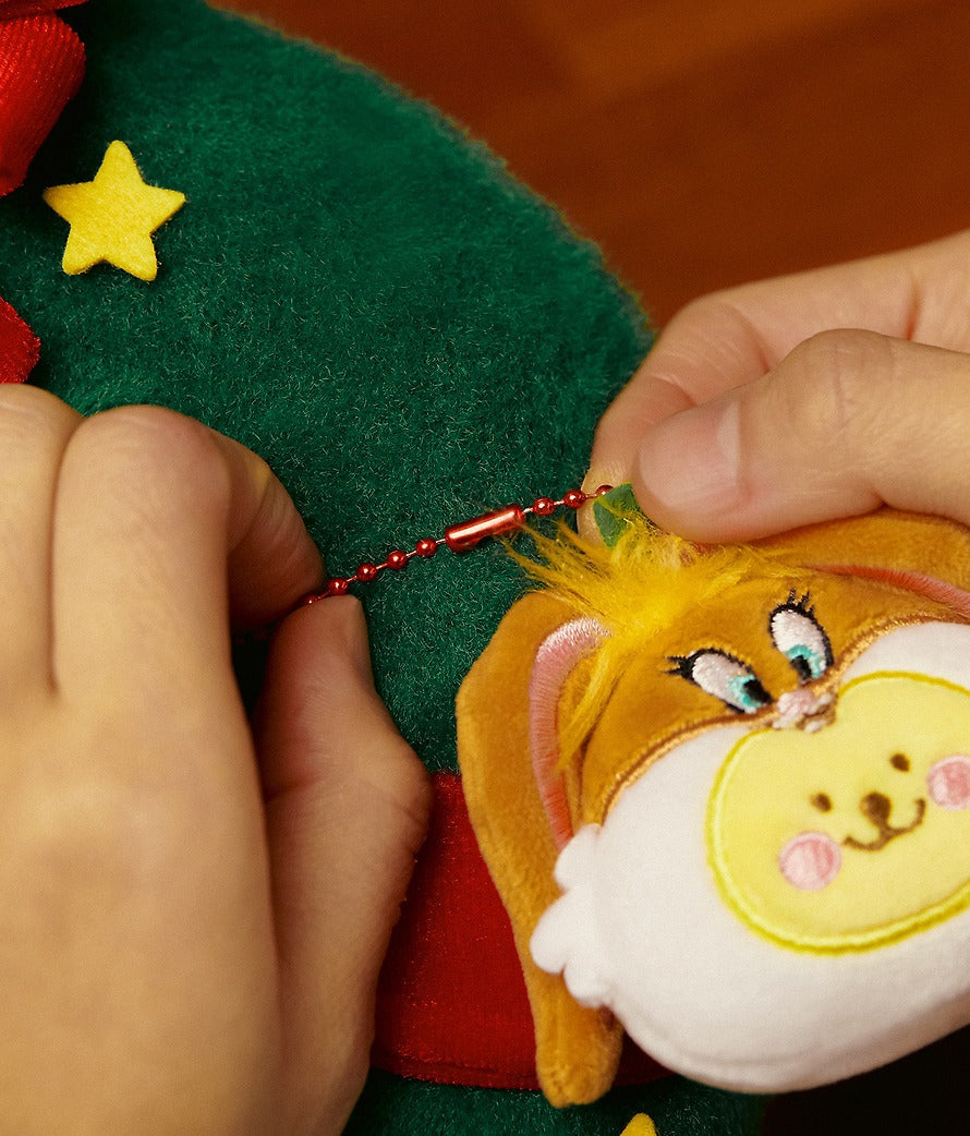 [KAKAO FRIENDS]Looney Tunes X Friends Christmas Wreath Plush Ornament
