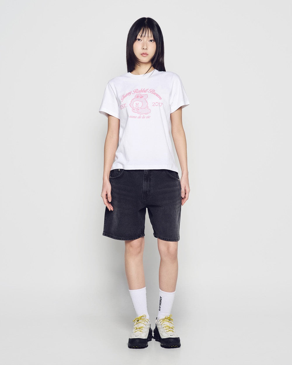 [LINE FRIEND]SWOMAN BROWN LINE FRIENDS SHORT SLEEVE T-SHIRT
