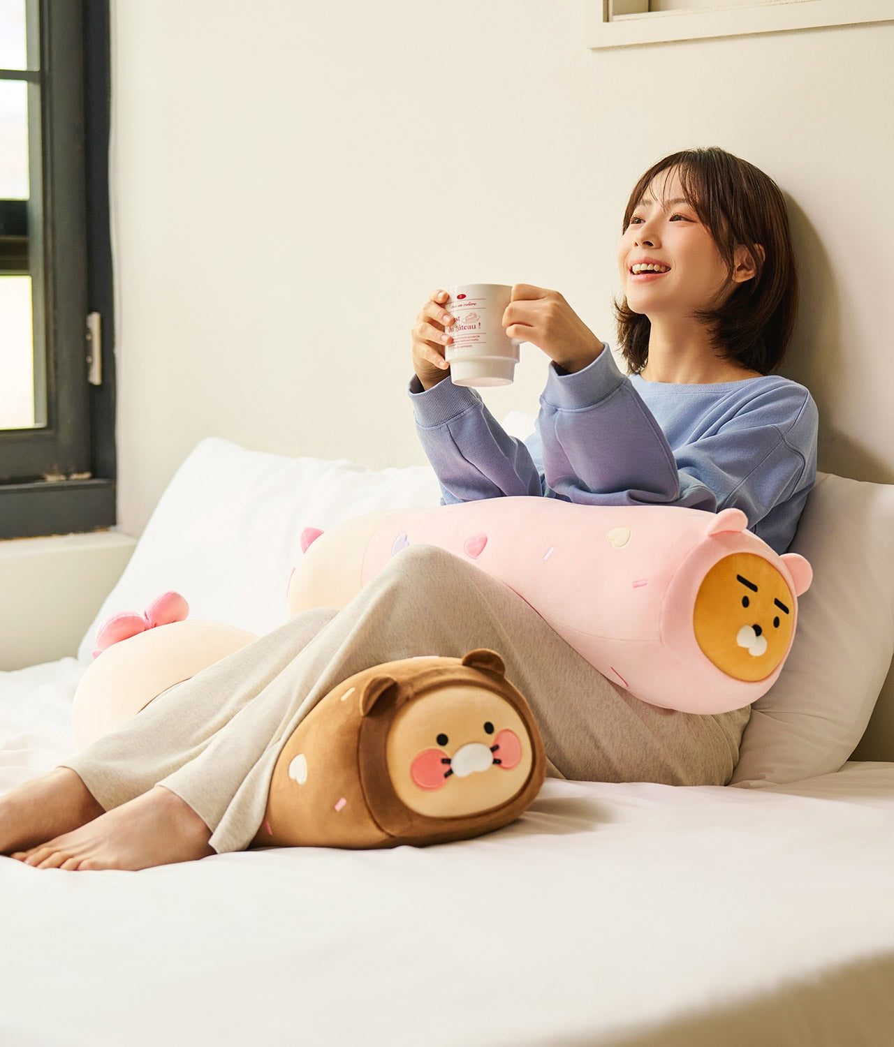[KAKAO FRIENDS]Roly-Poly Chunsik & Ryan Long PillowRoly-Poly Chunsik & Ryan Long Pillow