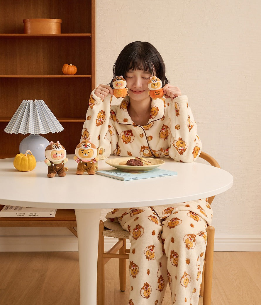[KAKAO FRIENDS]Disney Chip 'n Dale X Kakao Friends Ryan Women's Sleep Pajama Set