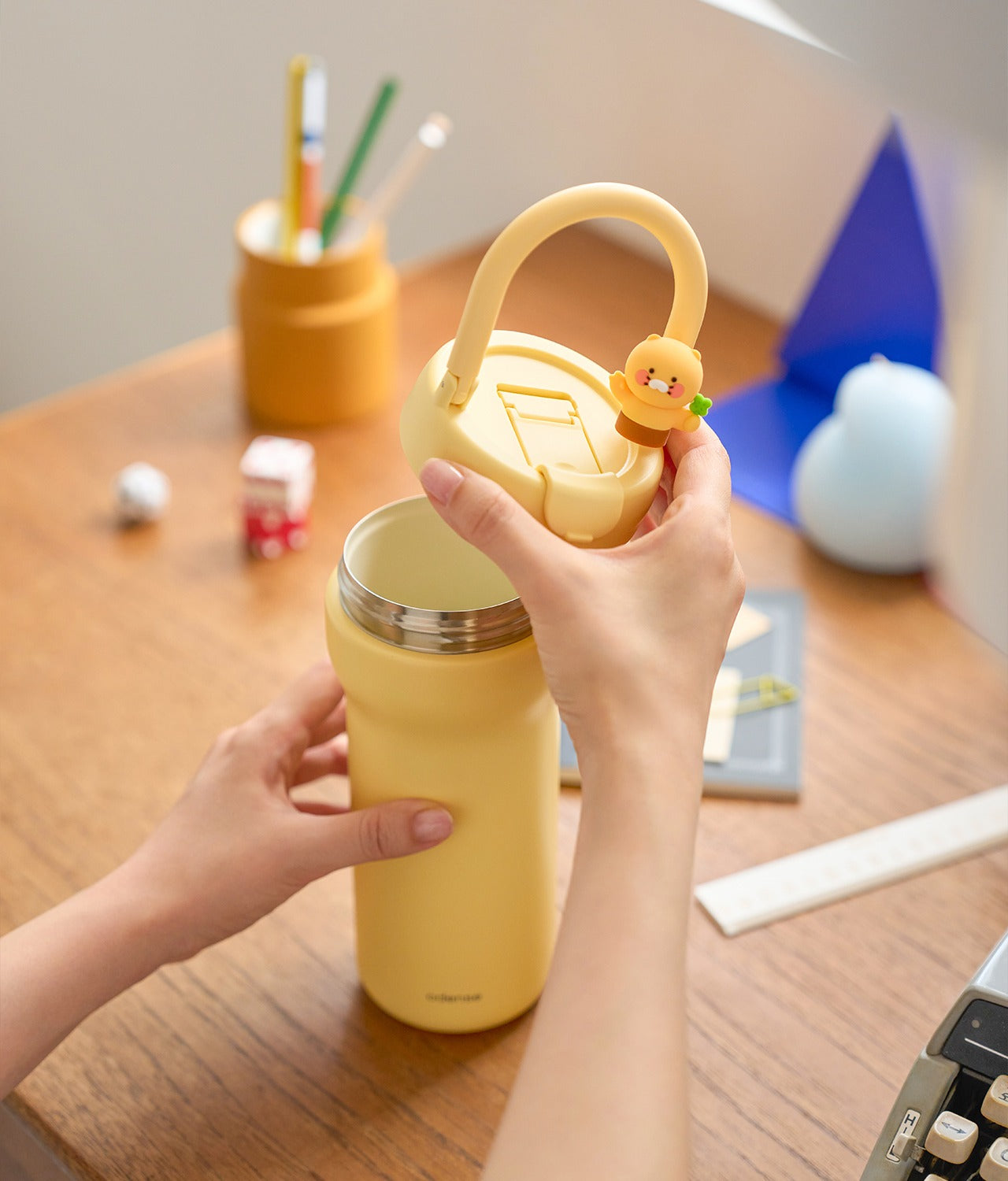 [KAKAO FRIENDS] Odense x Kakao Friends Choonsik 2 Way Loop Tumbler 720ml