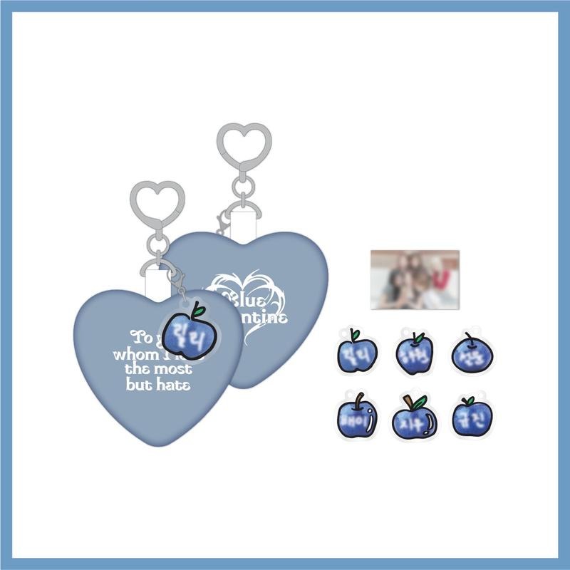 [NMIXX] Blue Valentine: inside the heart pop-up store official md (Member ver.)