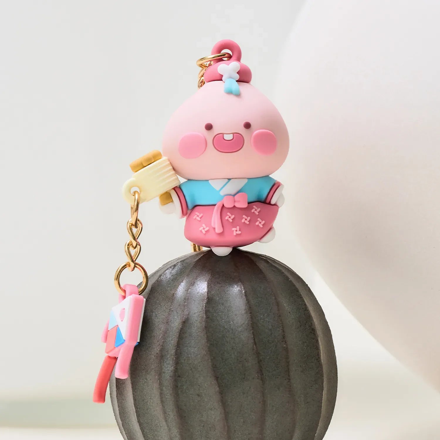 [KAKAO FRIENDS]K Traditional Figure Keyring Chunshik Ryan Apeach