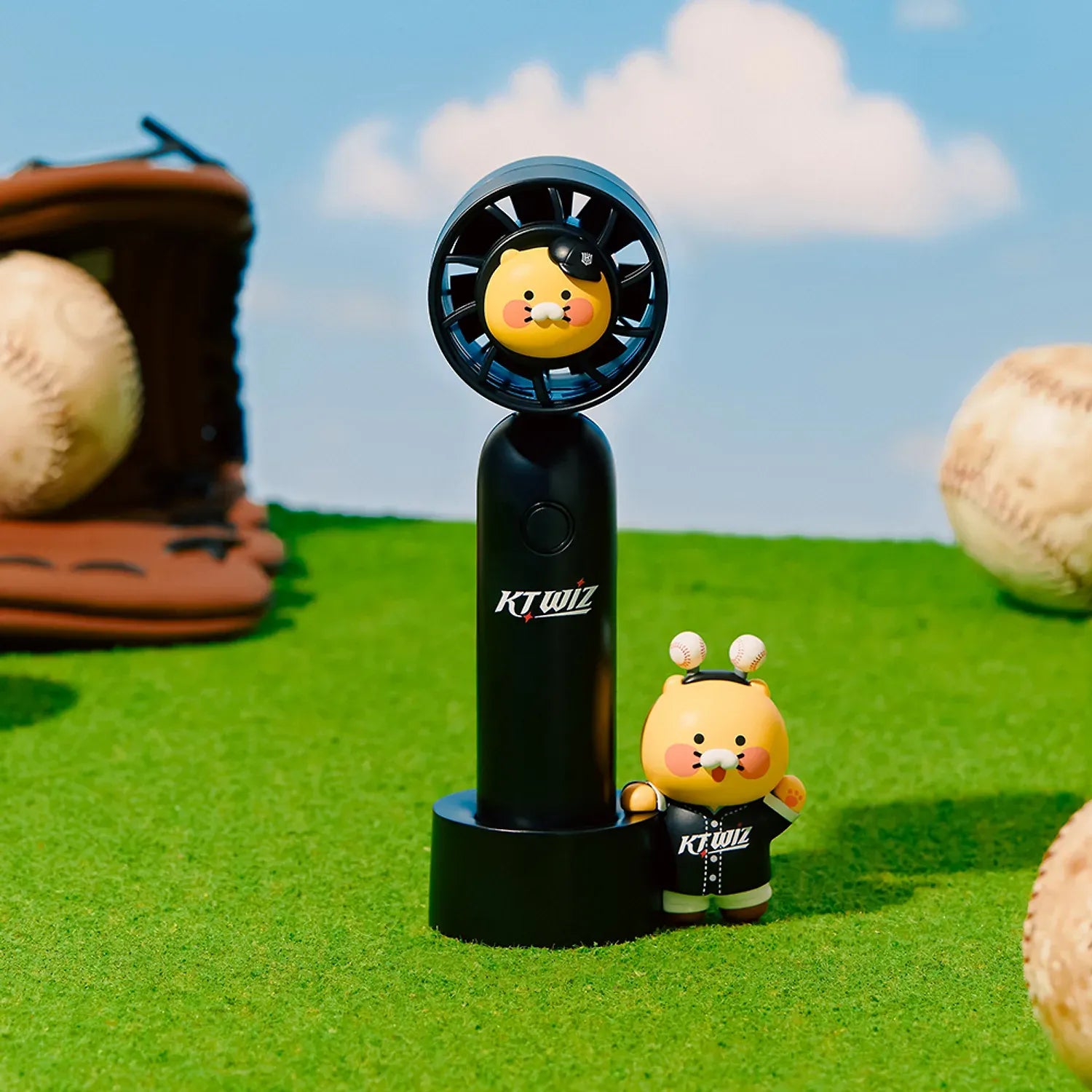 [KAKAO FRIENDS] KBO x Kakao Friends Chunshik Handheld Fan Collection