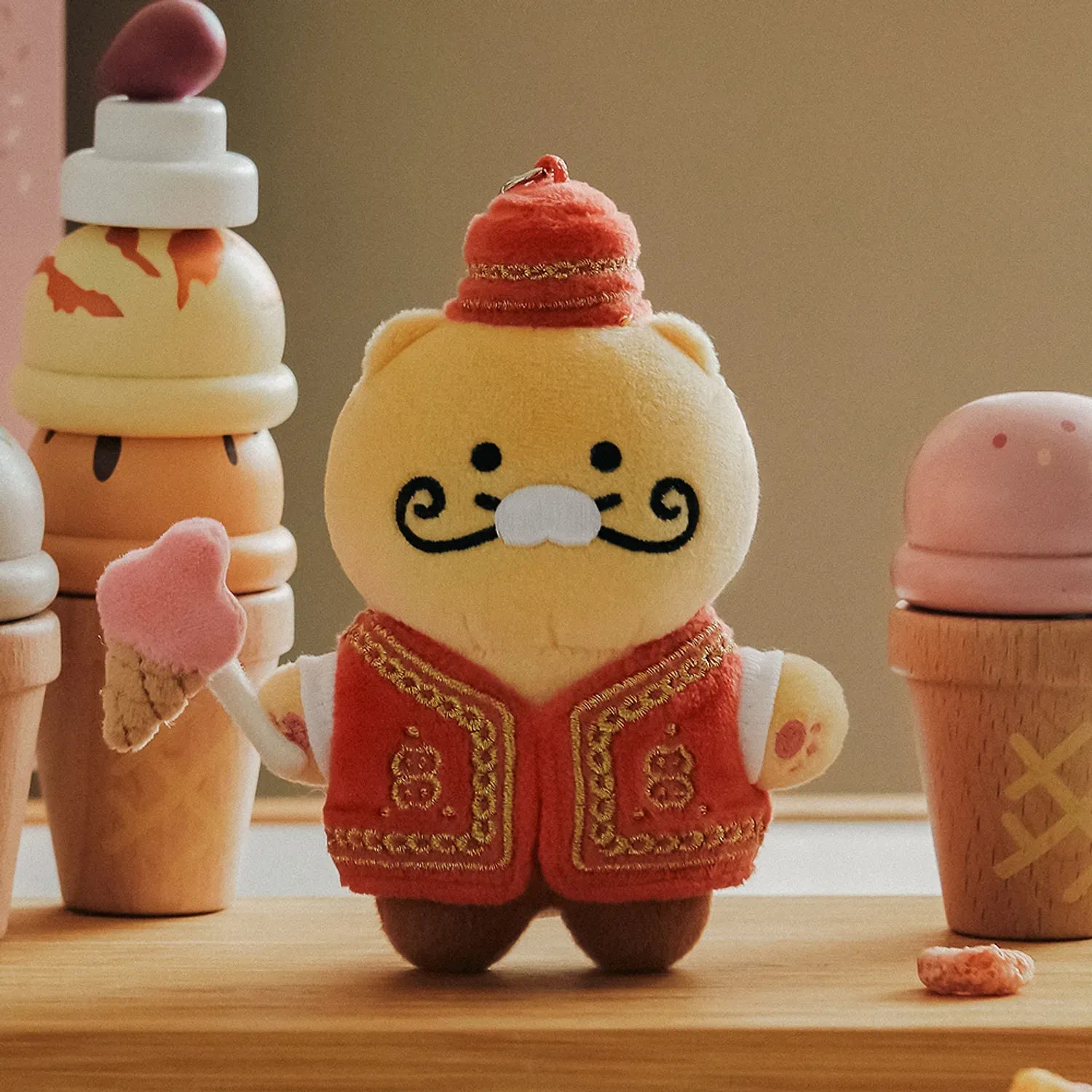 [KAKAO FRIENDS]Chunshik World Tour Plush Keyring Collection Global Series